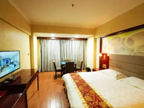 Chunhui Hotel