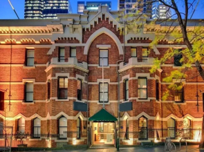 Gordon Place 35