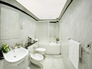 Hotel Savoy