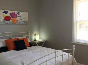 Cute and Cosy II - Events, Workers, Getaways.