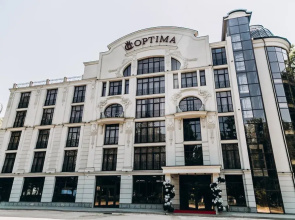 Optima Collection Chernivtsi