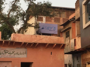 Joey's Hostel Agra