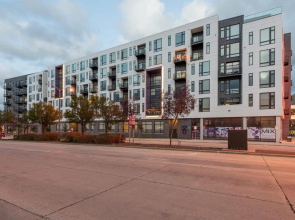 Flexhome Skywalk to Fiserv U5 RooftopGymParking