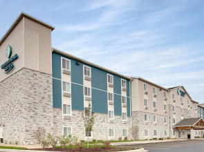 WoodSpring Suites Carol Stream - Chicago