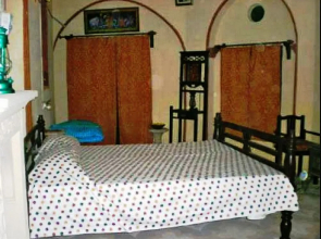 Nana Homestay
