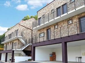 Mari Hotel