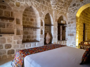 Mezova Otel