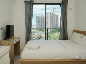 Gorgeous and Comfy Studio Sky House BSD Apartment