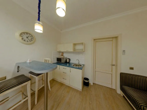 Metro Hotel Apartments