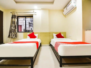 OYO 63038 Airport BnB