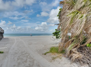 Steps to Gulf: Updated Duplex in Redington Shores!