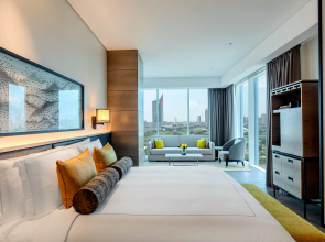 Taj Jumeirah Lakes Towers