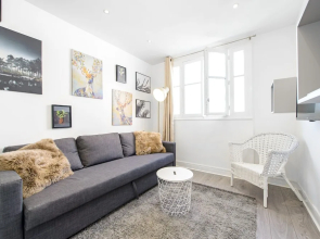Beauty studio for 2 people in Paris