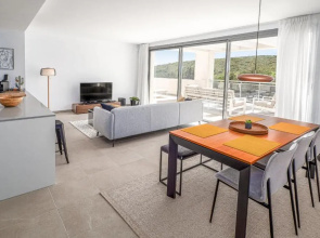 Casares Green 2365