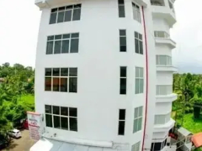 Lals Residency