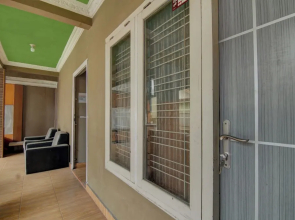 OYO 92833 Penginapan Syariah