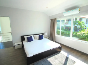 Hua Hin 5 Bedrooms Mansion B3