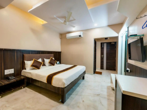 Hotel AATITHYA SATKAR