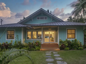 Gorgeous Renovated 1937 Plantation Style Beach House 50 Steps To The Center Of The Beach 5 Bedroom Home by RedAwning