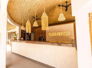 Royam Hotel