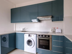 Spacious 2BDR @ Mackenzie