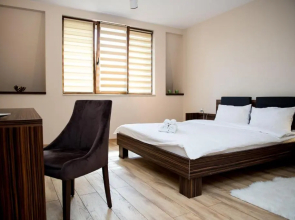 Luxe Stay