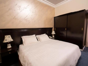 Al Bustan Hotel Flats