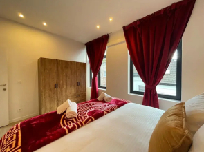 One Lux Stay Near Antwerp Central - 2 Bedroom 1 5 Bathroom