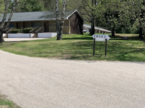 Tri Terrace Motel