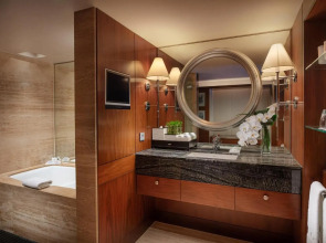 Mandarin Oriental, Hong Kong