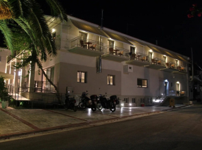Achilles Hotel