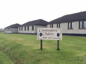 Commodore Chalets
