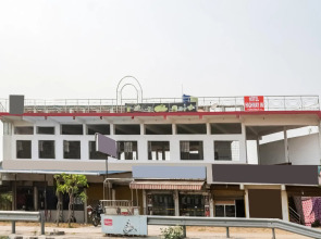 OYO 78901 Hotel Highway Inn