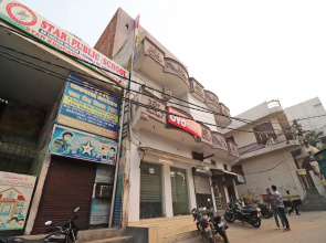 Oyo Flagship 36992 Sidharth Plaza Haiderpur