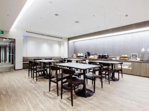 Hanting Hotel (Shanghai South Pudong Rd,Lujiazui)