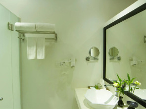 Apsara Centrepole Hotel