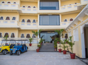 Labh Garh Palace