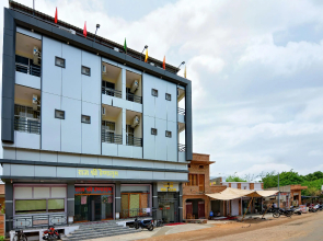 OYO 16577 Hotel Rajshree