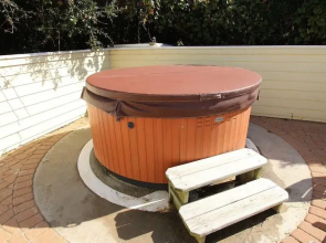 Treasure Island - 7 Br Home