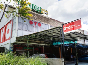 Hotel O Mandiri Guest House Syariah
