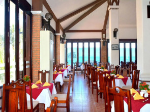 Sea Lion Beach Resort & Spa