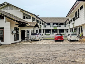 OYO 92324 Hotel Sinar Rejeki