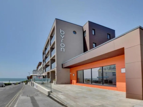 Byron Two Penthouse Apartment