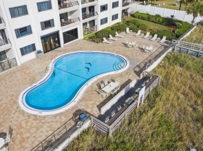 Emerald Towers 502 by Bliss Beach Rentals