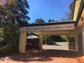 Eltham Gateway Hotel