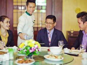 Champasak Grand Hotel