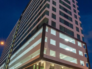 Borneo Vista Suites Hotel