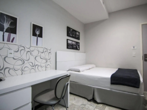 Compacto Hotel