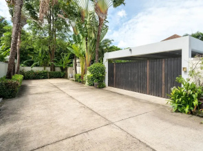Tropical 3BR Pool Villa Morning Forest