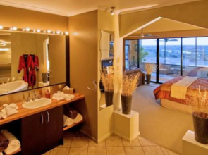 Riverview Rise Retreats